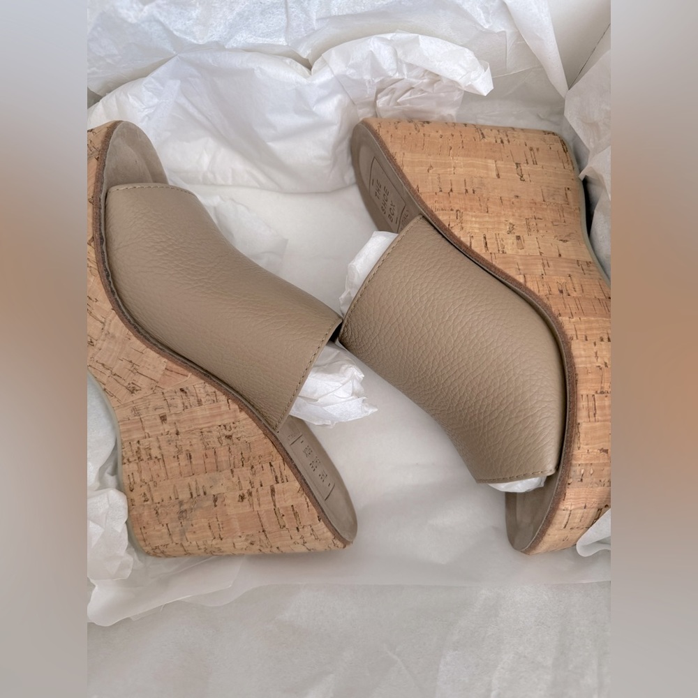 The Shoe Box Sandal Sz EU 37
